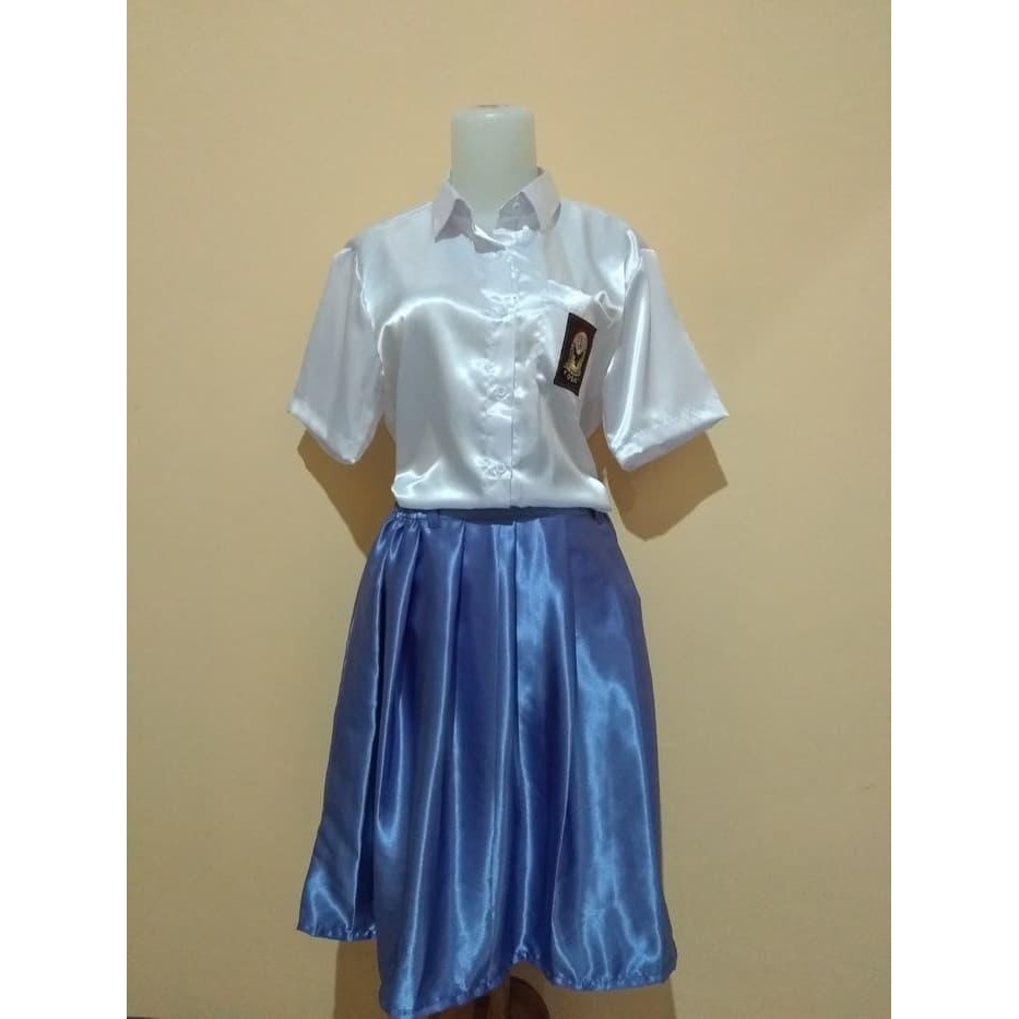(Expert) MILIKI BAJU SATIN SERAGAM SMA
