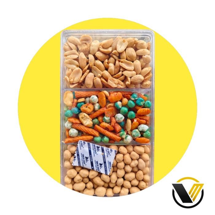 

Paket Kacang Mix Toples 3 Sekat