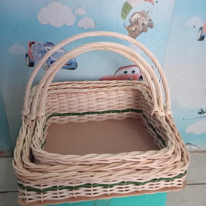 

keranjang parsel buah bentuk kotak set 3