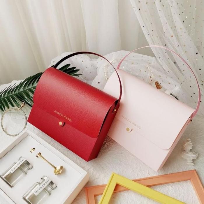 

!!!!!!!! Kotak Hampers Sarang walet Realfood 75ML /Box bentuk TAS