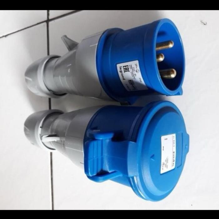 STOP KONTAK INDUSTRI LEGRAND 3 KAKI 32A / PLUG INDUSTRI SOKET INDUSTRI
