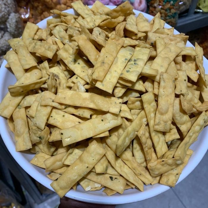 

CEMILAN STIK BAWANG RASA GURIH DAN RENYAH KEMASAN 500 GRAM DAN 200 GRAM