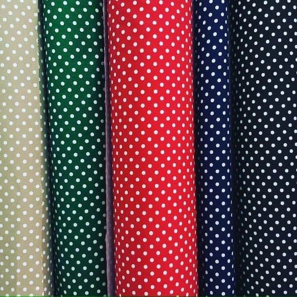 

AT kain kanvas motif polkadot