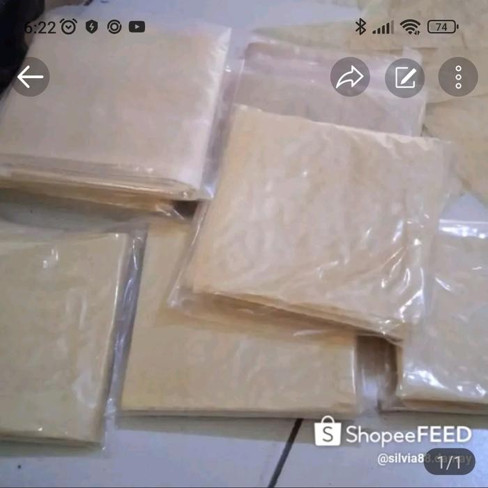 

New Kulit tahu uk 10x10cm isi 50 lembar warna Mix (putih dan coklat) Tawar Food Kedelai