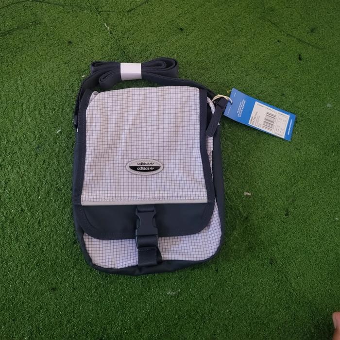 TERBARU Adidas original R.Y.V festival slingbag blue white medium bnwt