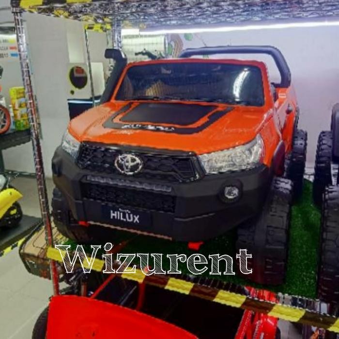 mobil aki Toyota hilux painting