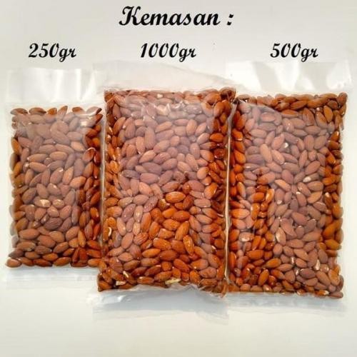 

500Gr Kacang Almond Panggang Kupas Blue Diamond Roasted