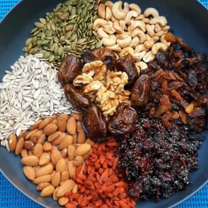 

terlaris SPESIAL KURMA Trail Mix Complete Neo (Kurma,Almond,walnut,sunflower,pumkin,mente,chia