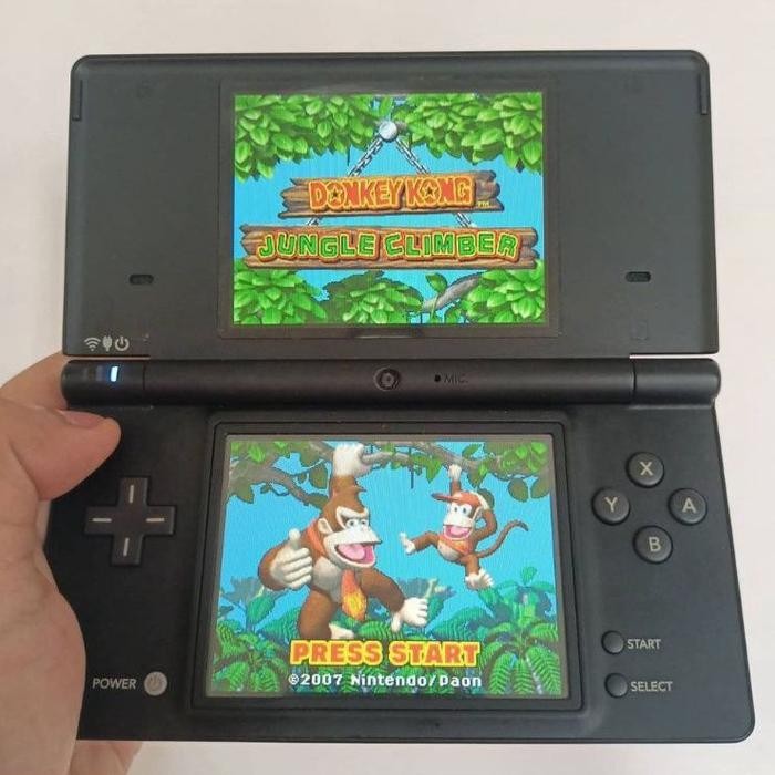 (Expert) NINTENDO DSI NDS I NDSI CAMERA REGULAR CFW R4 MEMORY 16GB