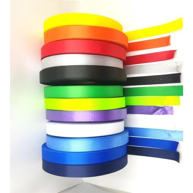 

Ready- Bahan Roll Tali Lanyard Idcard Polister Bahan Nylon Licin Ukuran 1,5Cm