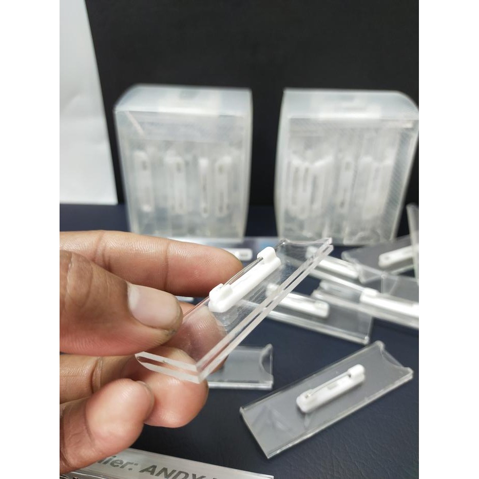 

Name Tag Dada Akrilik 7 X 2Cm