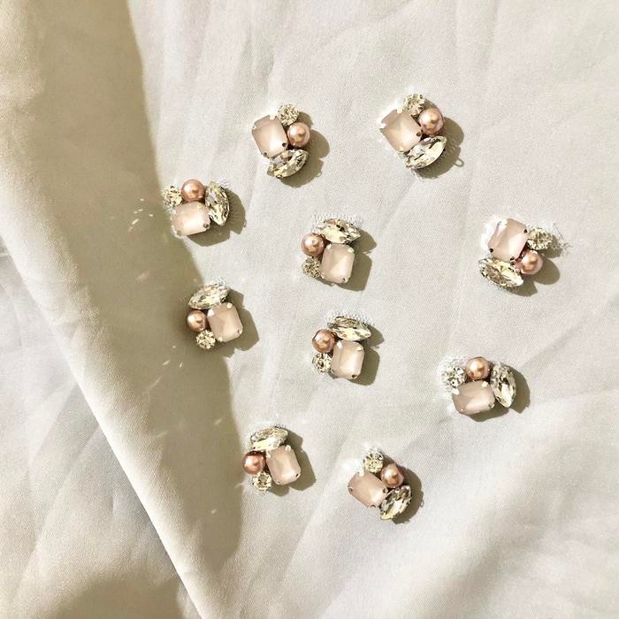 

Payet Rangkai Tabur Kebaya Premium Heramour TN08