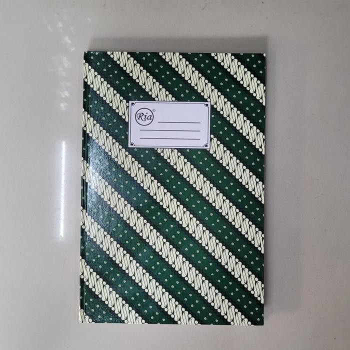 

Buku Tulis Folio F4 Ria Hard Cover 100 lembar