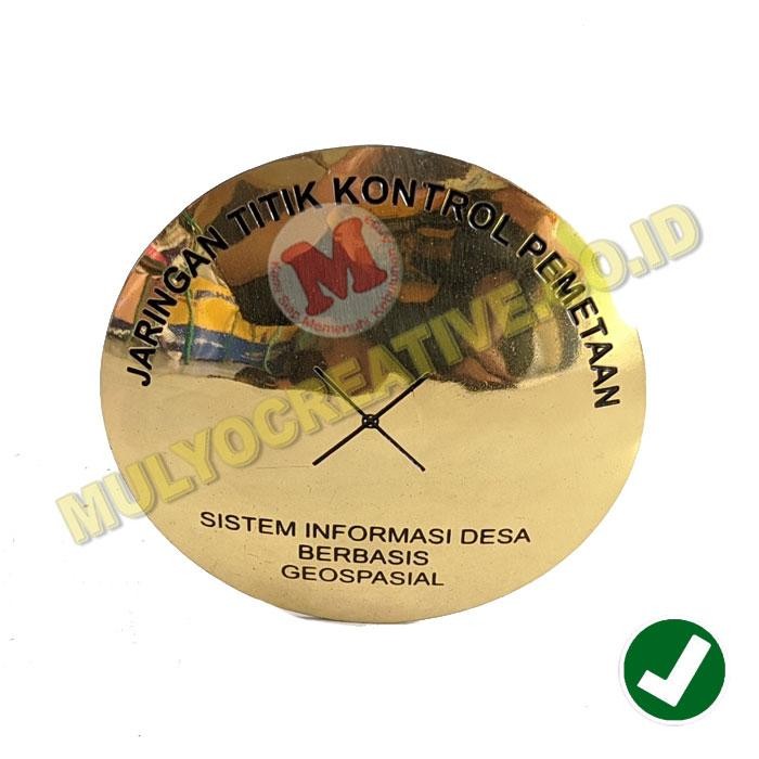 

Emblem Grill Logam Kuningan Emblem Jaringan Titik Kontrol Pemetaan PREMIUM