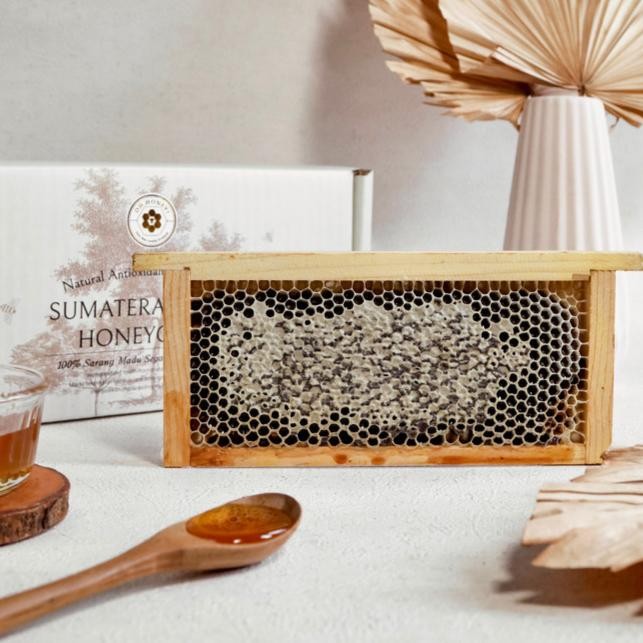 

NWFK Sumatera Forest Honeycomb/100% Madu Sarang Segar Asli Kaya Antioksidan