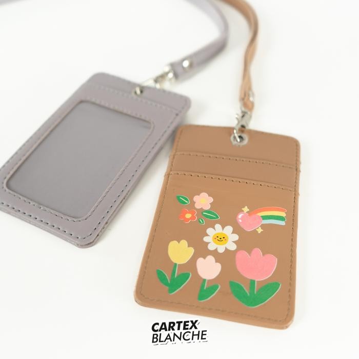 

Cartexblanche Flowy Lanyard Card Holder Unisex Name Tag Premium Pria & Wanita