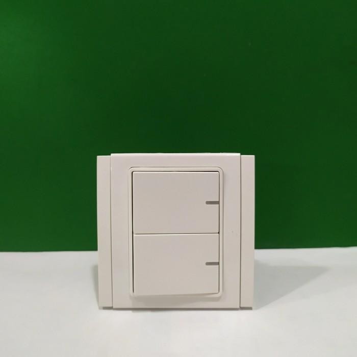 Saklar 2 Gang 2 Way Hotel Boss 3032