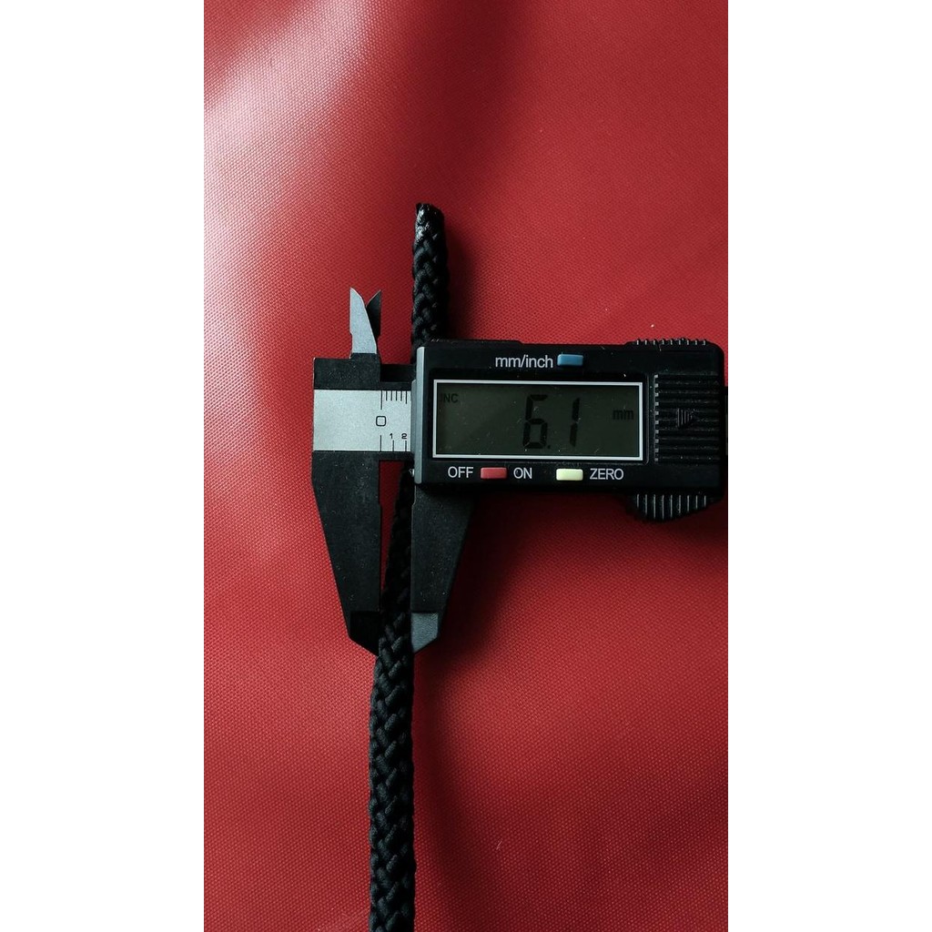 

Tali Kur Kepang Poly 6 Mm - Hitam / 800 Gram