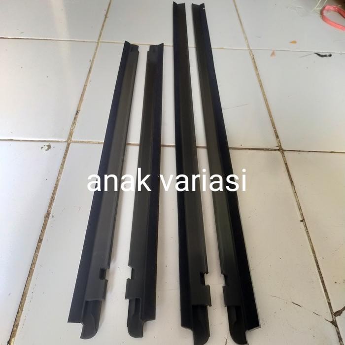 Pelipit Kaca Luar Datsun Go, Datsun Go+, Datsun Go Cross (Satuan)