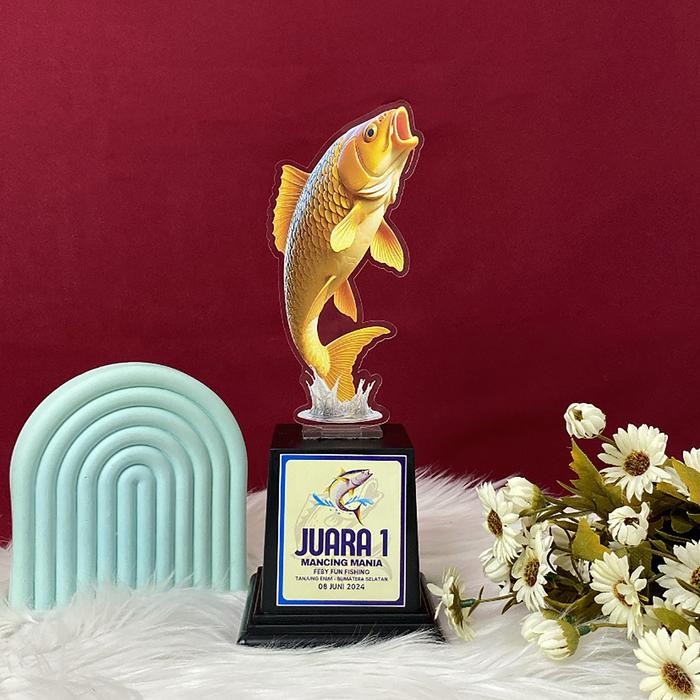 (Allthebest) Piala Akrilik Custom Stiker Tatakan Souvenir Hadiah Kemerdekaan Agustusan, Ikan Mas /