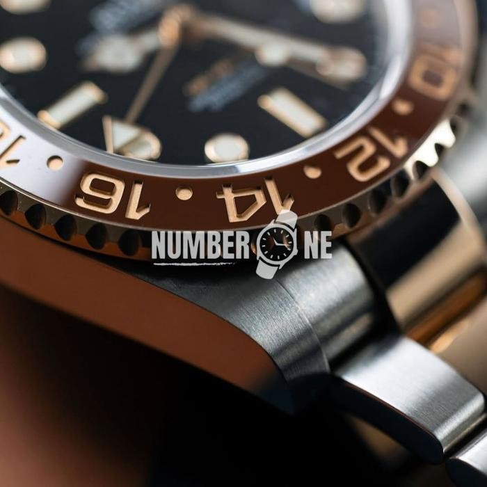 No1Jam Tangan Pria Gmt Master Ii Rootbeer Two Tone 126711Chnr Clean