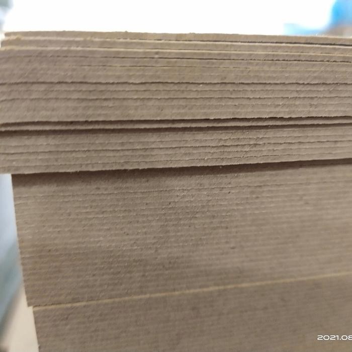 

Karton kuning 1mm no 40 tipis A4