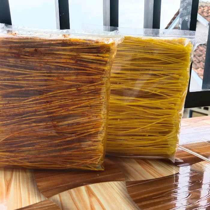 

Mie Lidi 1KG Dapat 2 Rasa - Beli 1 Gratis 1 cemilan, melidi pedas,original makanan