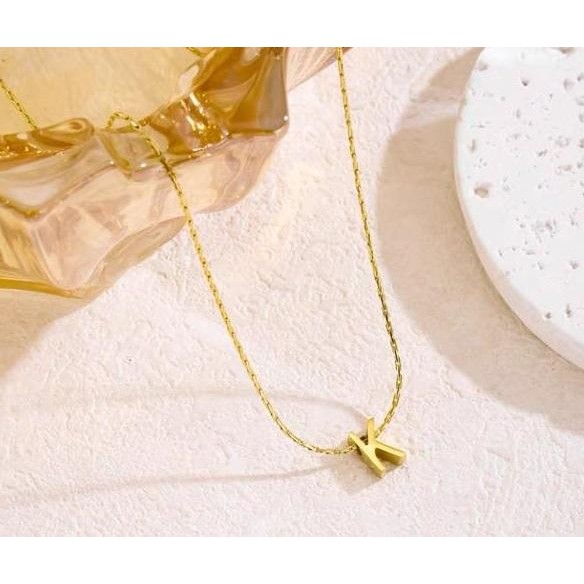 Kalung Inisial Huruf Bahan Titanium Premium Anti Karat untuk wanita *