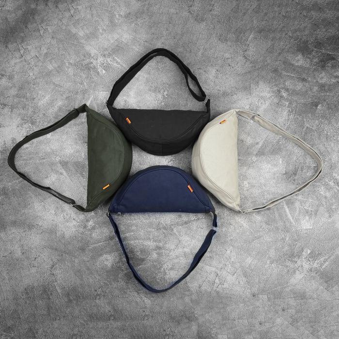 

KP803 Tas Selempang Slingbag Kanvas Buffback Momo l FREE BROSS CUCI GUDANG