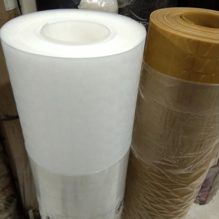 PLASTIK TUTUP PAGAR 3 DIMENSI WARNA PUTIH/ FIBER TUTUP PAGAR