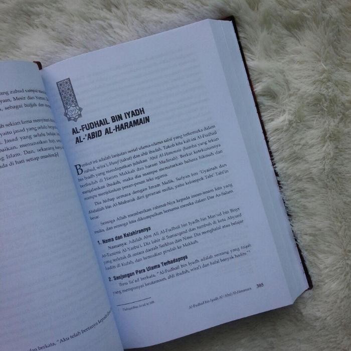 

SALE !!! 60 BIOGRAFI ULAMA SALAF KARYA SYAIKH AHMAD FARID - PUSTAKA AL-KAUTSAR READYY