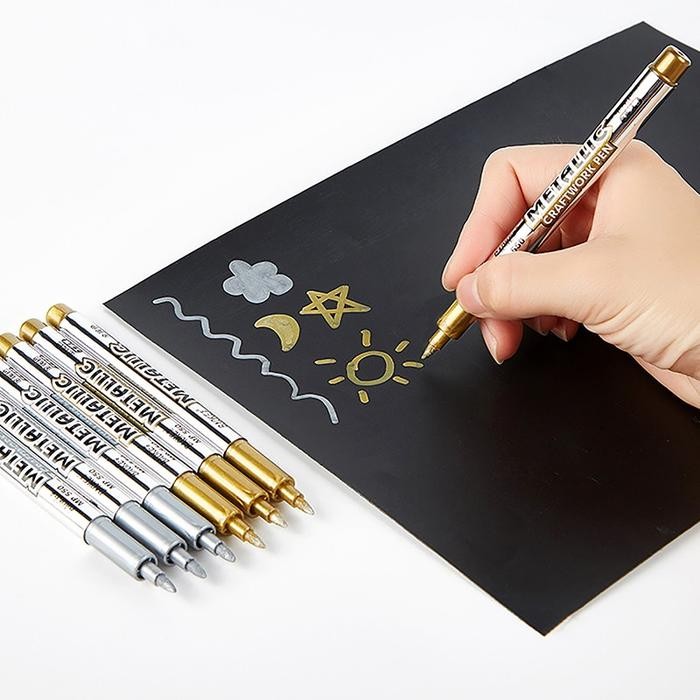 

DIY Metallic Waterproof Permanent Paint Marker Pens Gold And Silver