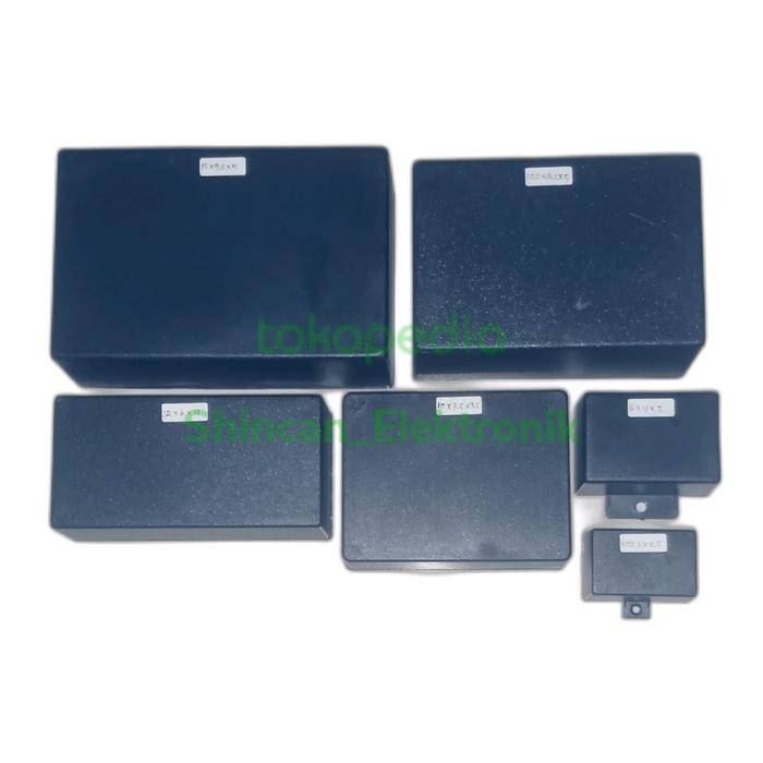 

BOX KOTAK PLASTIK HITAM TEMPAT MODUL ELEKTRONIK - 18X12X6 CM