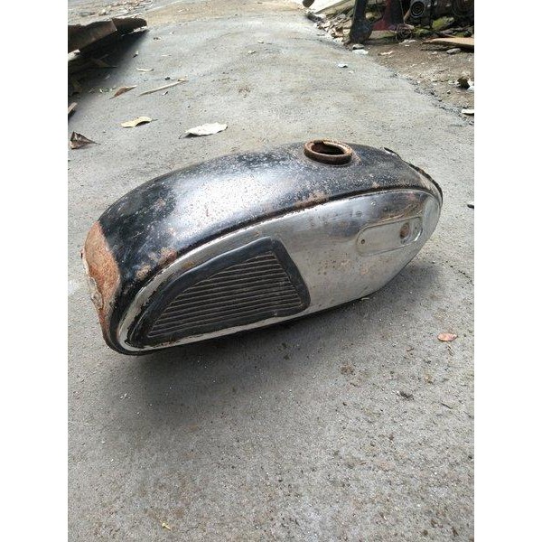 Mm- Tangki Yamaha L2S L2G L2 Super Set Karet Panel Original