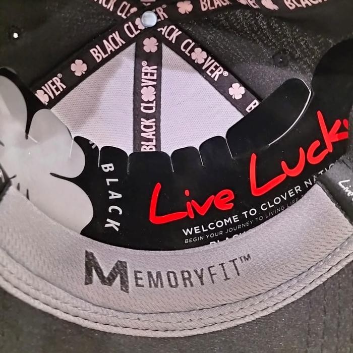 Paling Laris Black Clover Live Lucky Topi Golf Original