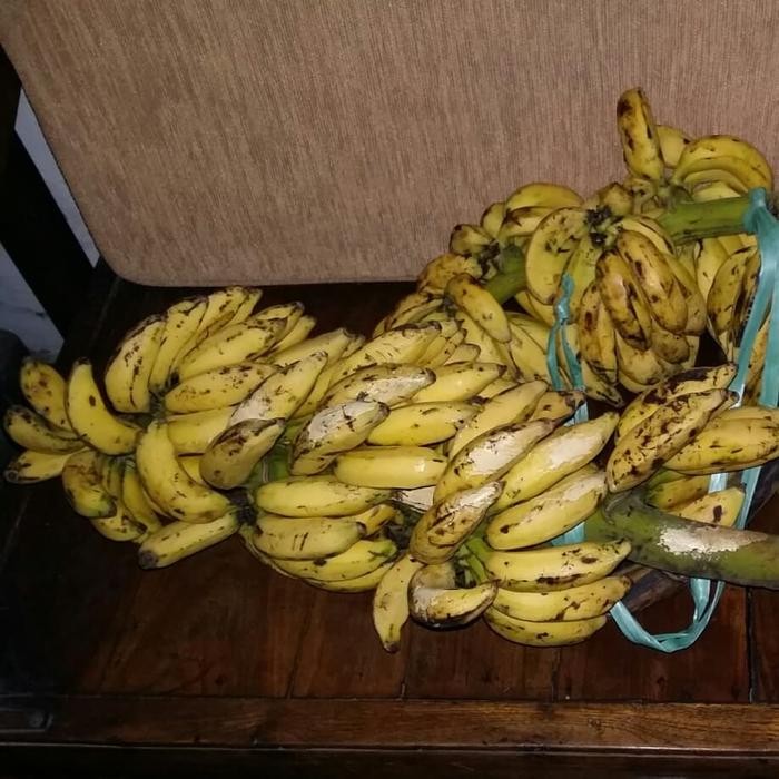 

DISKON pisang uli 1 tandan READY STOCK