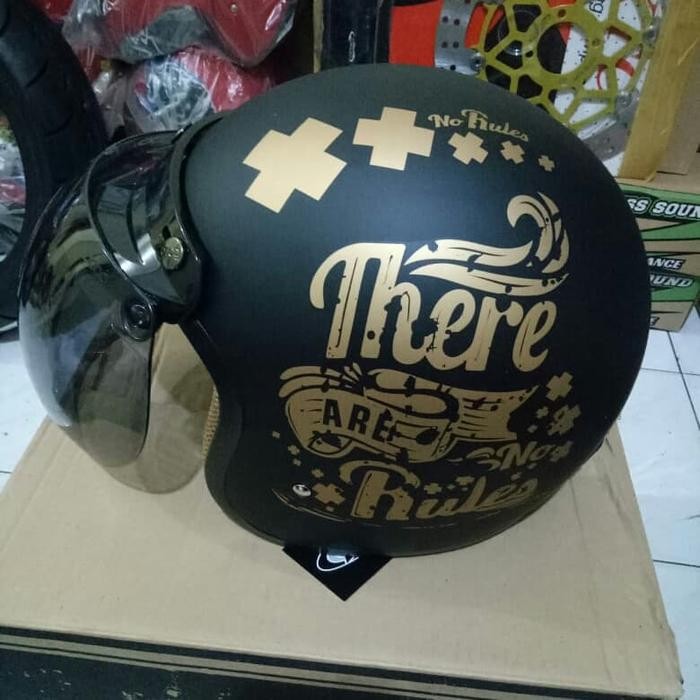 Helm Bogo Classic Motif