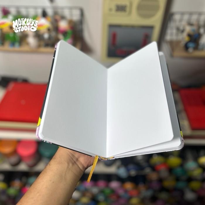 

Muklay Sketchbook Jabrik Pattern