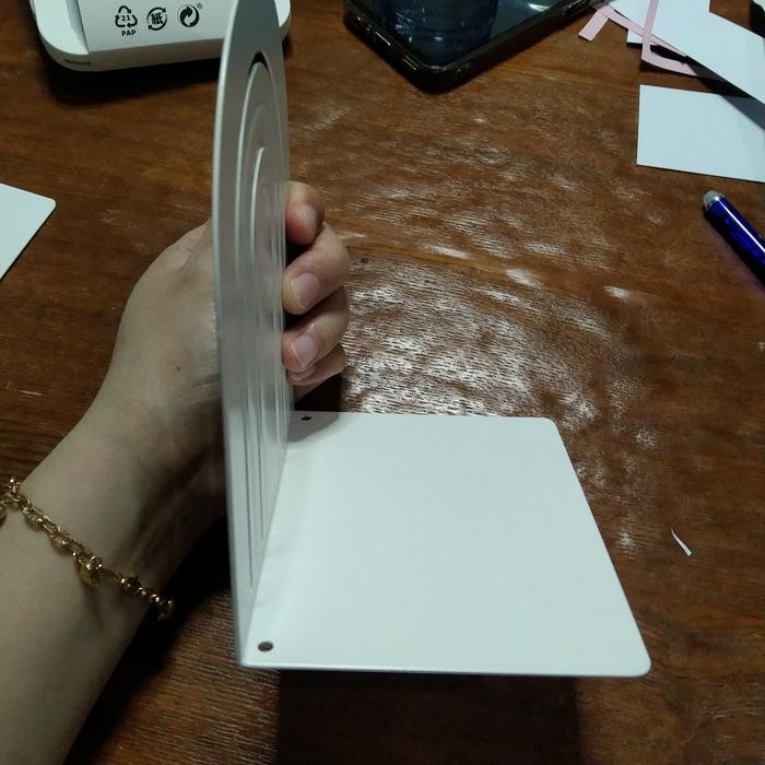 

Promo Penyangga Buku Meja 1Pc Besi Putih