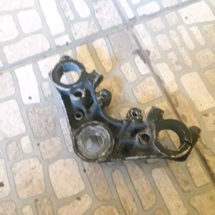 Segitiga Atas Tiger 2000 Original Copotan