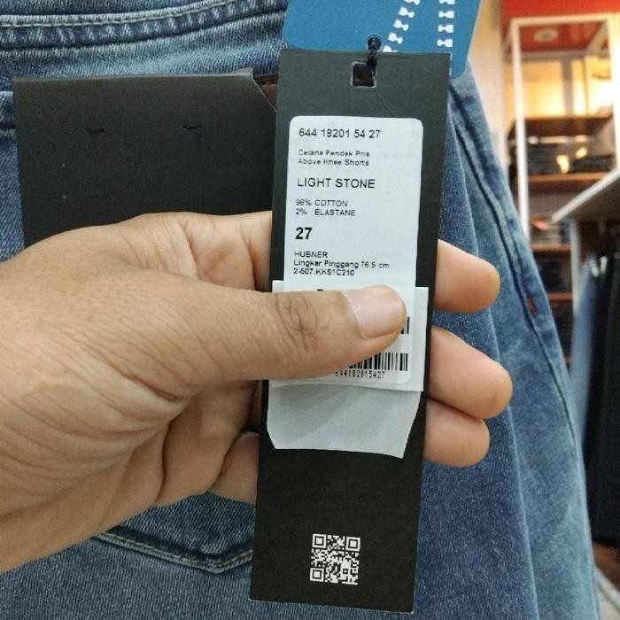 Emba Celana Pendek Jeans Pria Atas Lutut