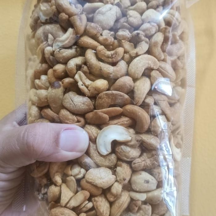 

Kacang Mede Original No Bumbu