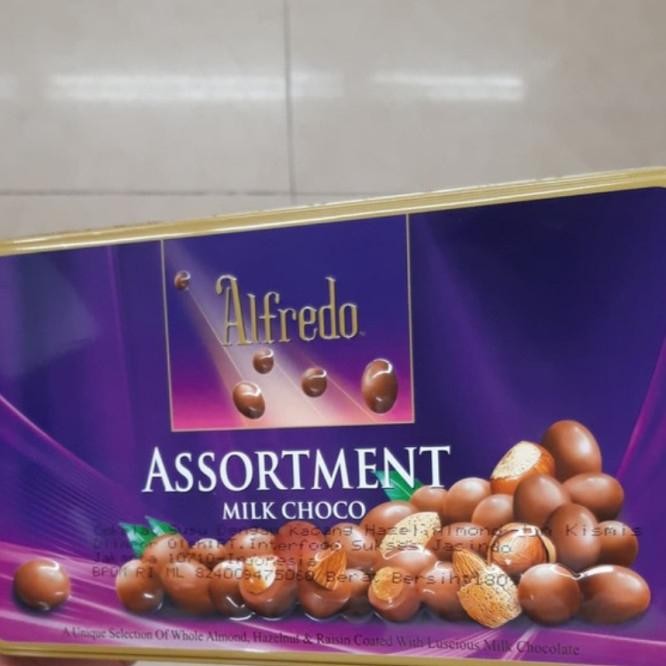 

Alfredo Chocolate Tin 180gr