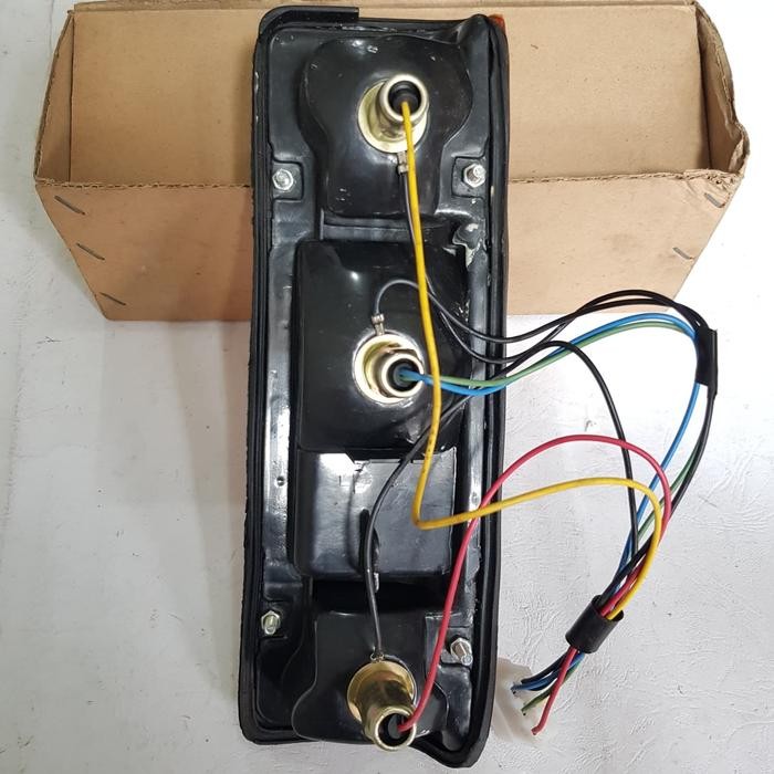 Paling Berkualitas Rumah Lampu Stop Sein Jeta Hijet 1.0 Cc S75 Carry Extra Karoseri Kiri Terlariss