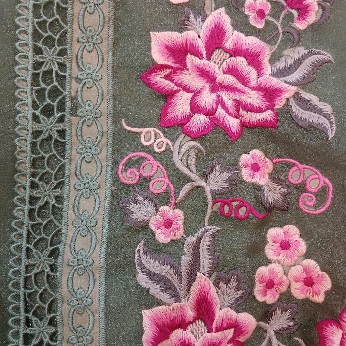 

SETELAN ABAYA MOTIF SUJI MIX KERANCANG KODE 273