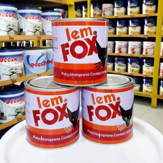 

Stok Baru Lem Fox Kuning Perekat Rumput Sintetis 600 gram