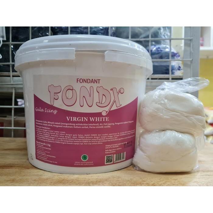 

Fondant Fondx Gula Dekor Hiasan Kue Fondant Putih Repack 1 kg