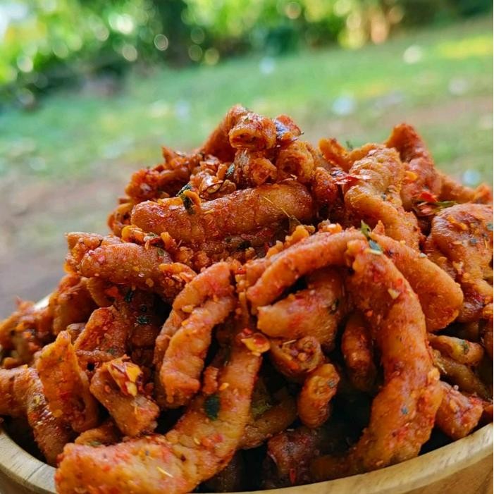 

Keripik Usus Pedas Daun Jeruk 1 Kg Kripik Cemilan Food Makanan Snack Crispy