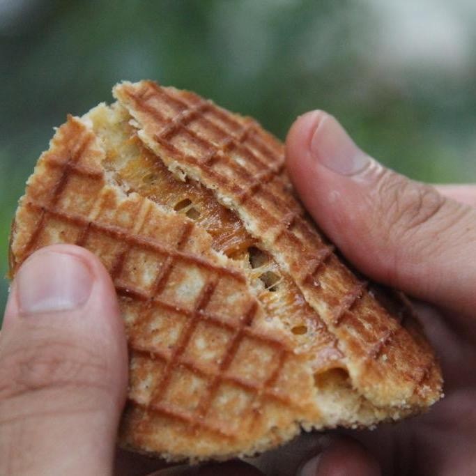 

[10 PCS] Kins Stroopwafel Original Salted Caramel 1 box 10 pcs kinsstroopwafel Cookie Food
