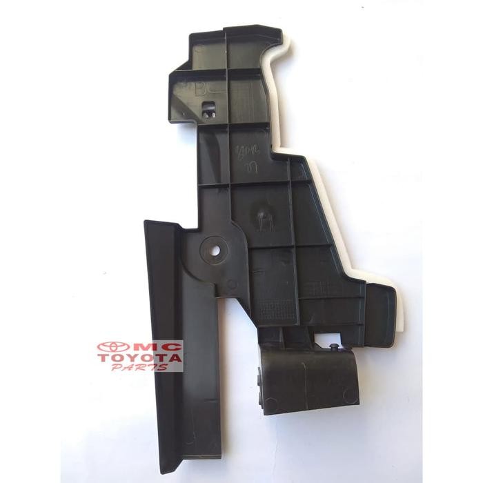 Cover Saluran Masuk Udara Condensor Kiri 88561-Bz400